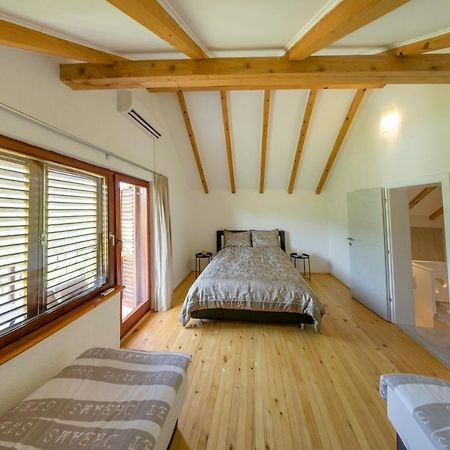 Casa Dellˇ Amore Villa Bihac Bagian luar foto