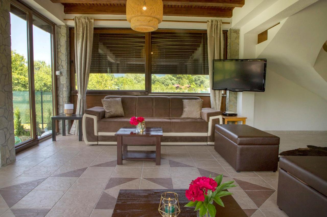 Casa Dellˇ Amore Villa Bihac Bagian luar foto